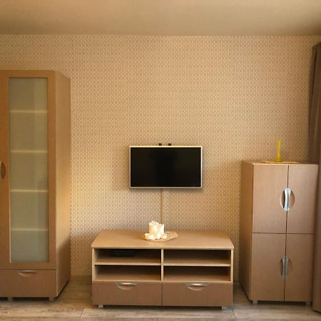 Apartament Zielone Bielany ワルシャワ エクステリア 写真