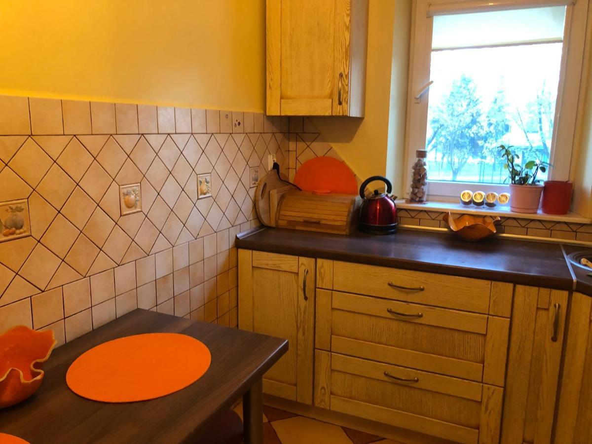 Apartament Zielone Bielany ワルシャワ エクステリア 写真