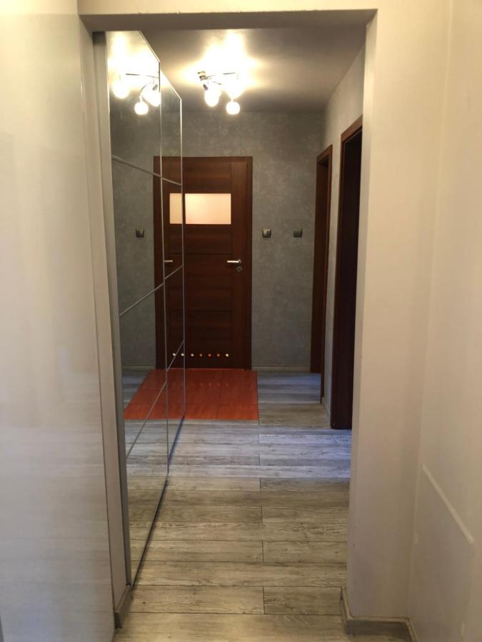 Apartament Zielone Bielany ワルシャワ エクステリア 写真