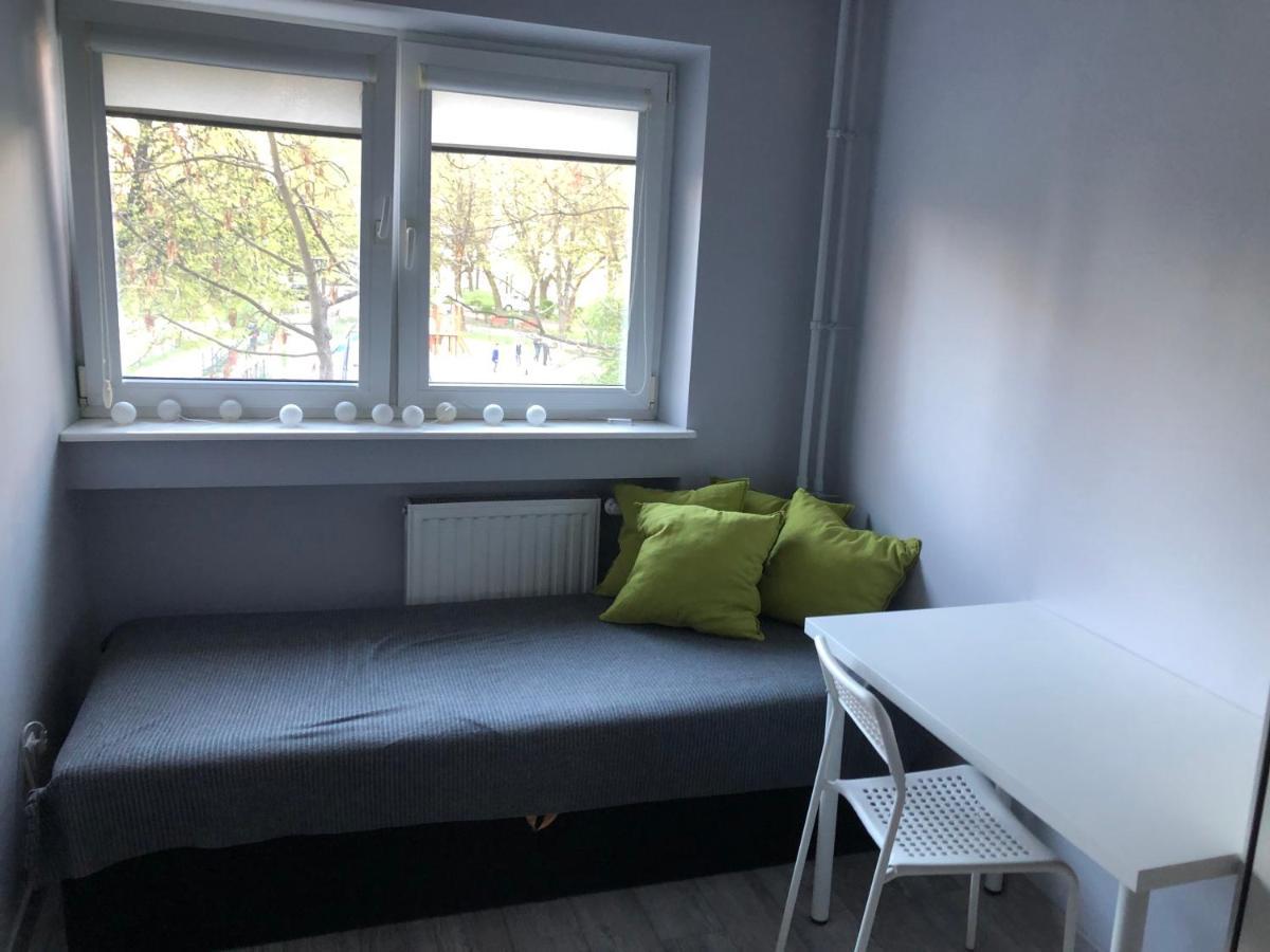 Apartament Zielone Bielany ワルシャワ エクステリア 写真